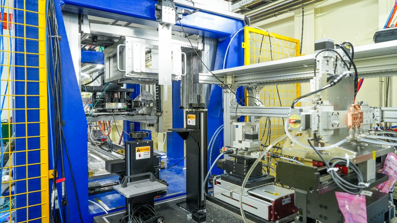 The Structural Dynamics Beamline (SDB).jpg